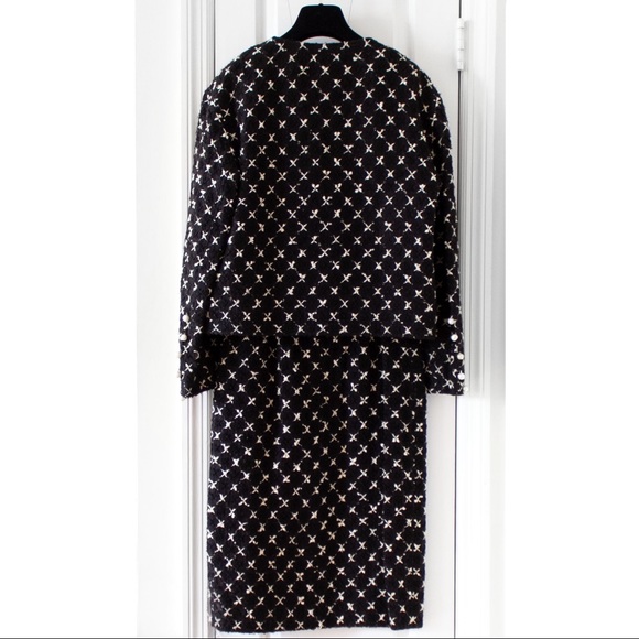 Rare Chanel Vintage 1983 Karl Black Jacket Suit - Picture 2 of 13